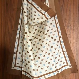 Vintage scarf 26 inches x 26 inches